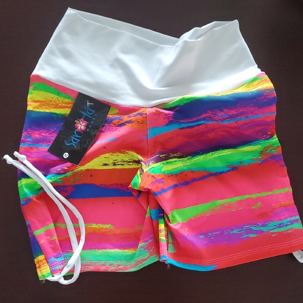 Vibrant Pink and Green Athletic Shorts with Quick-Dry Fabric - Picture 3 of 4